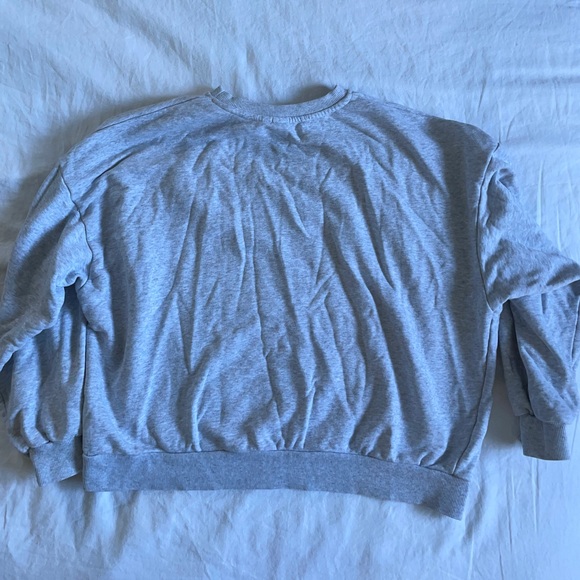H&M Crewneck - Picture 3 of 3